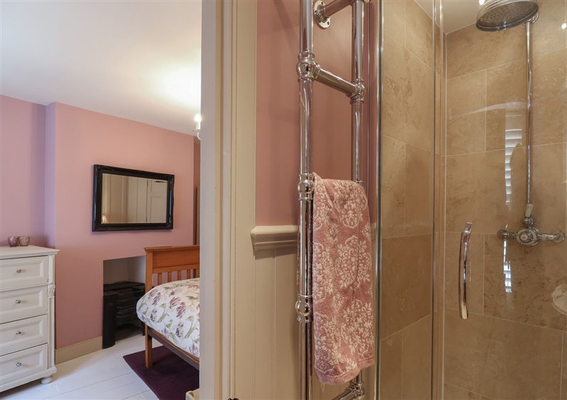 One of the 3 bedrooms (photo 2) at Marina, Cawsand