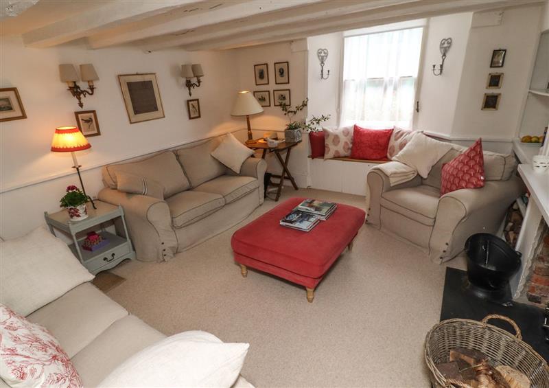 The living room at Mariners Cottage, Appledore