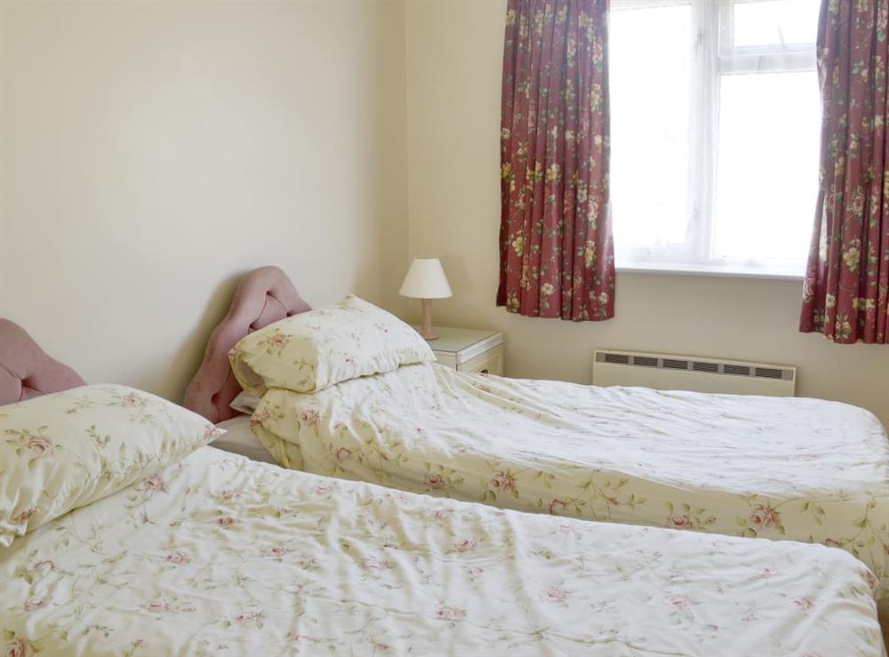 Twin bedroom at Mariners Rest in Kingsbridge, Devon