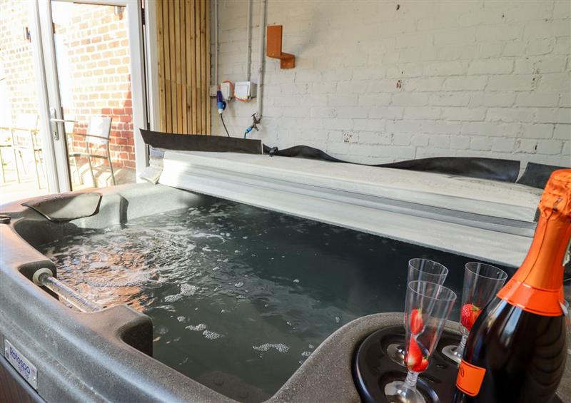 There is a hot tub at Mariners Watch, Whitby