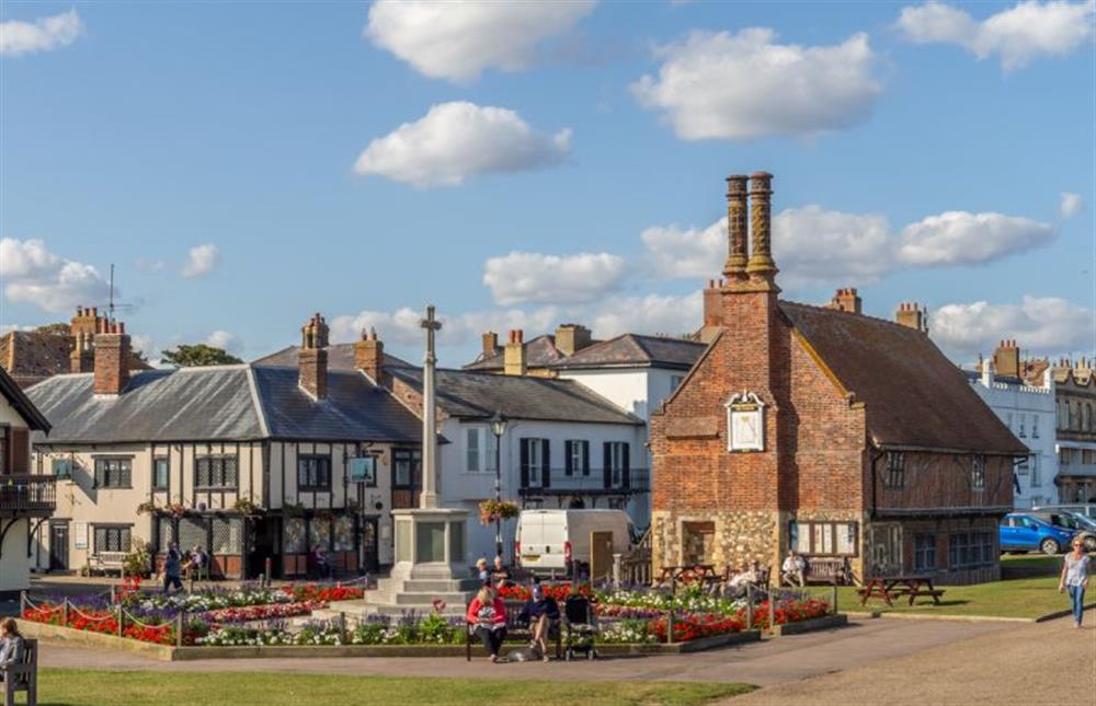 Have a stroll around the bustling local area of Aldeburgh at Mariners Way, Aldeburgh