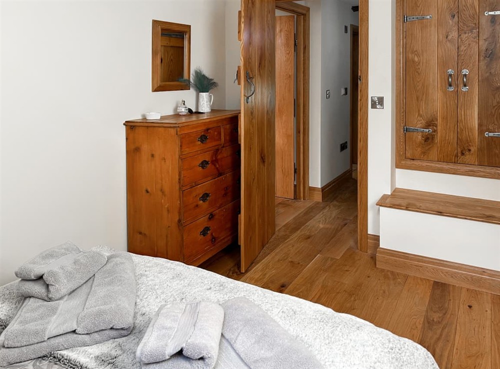 Double bedroom (photo 4) at Marl Barn in Little Hayfield, Derbyshire