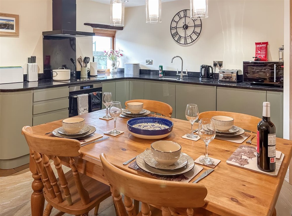 Open plan living space (photo 3) at Marl Barn in Little Hayfield, Derbyshire