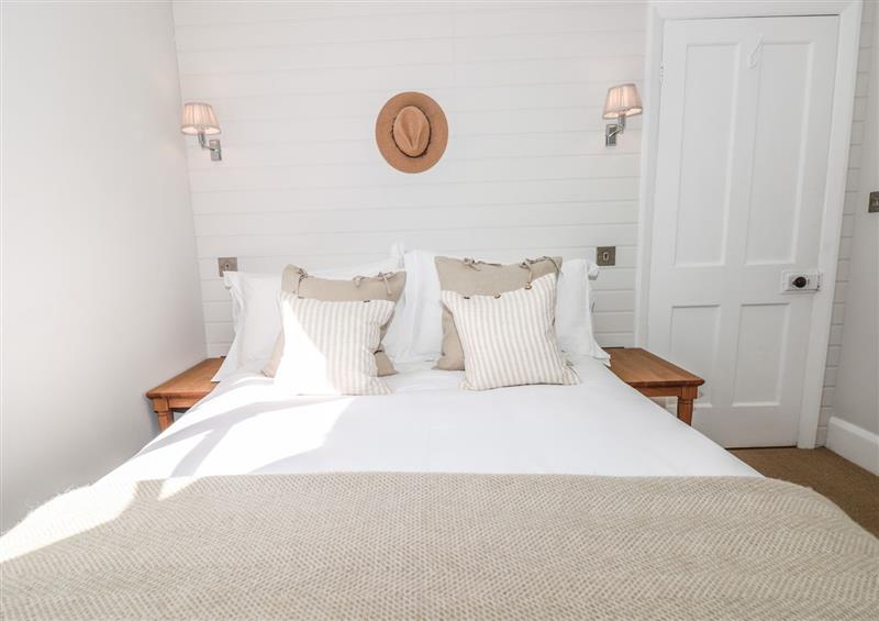 One of the 3 bedrooms (photo 4) at Marroy, Salcombe