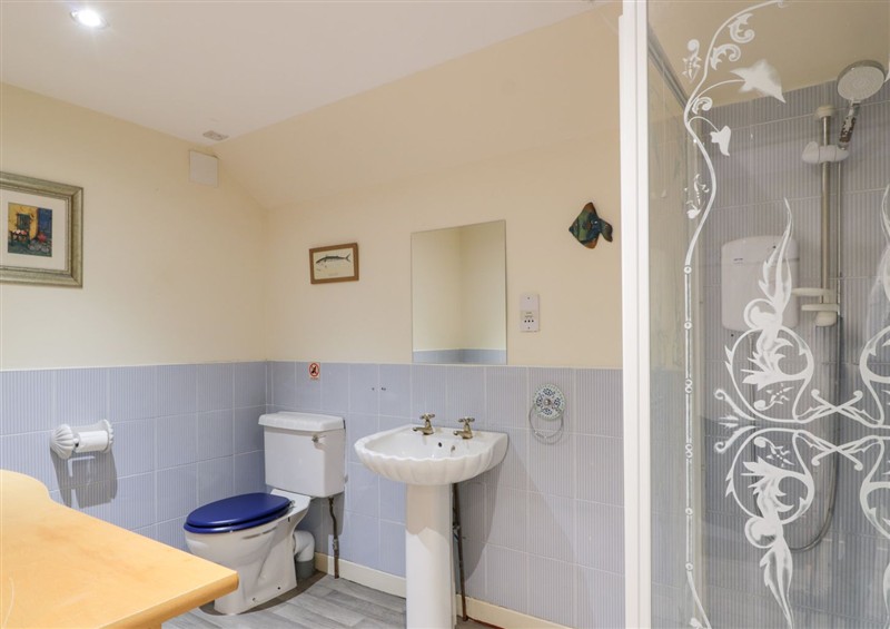 Bathroom (photo 2) at Marshill Farm House, Draffan near Kirkmuirhill