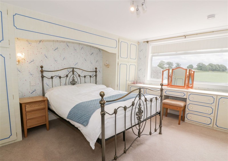 Bedroom (photo 2) at Marshill Farm House, Draffan near Kirkmuirhill