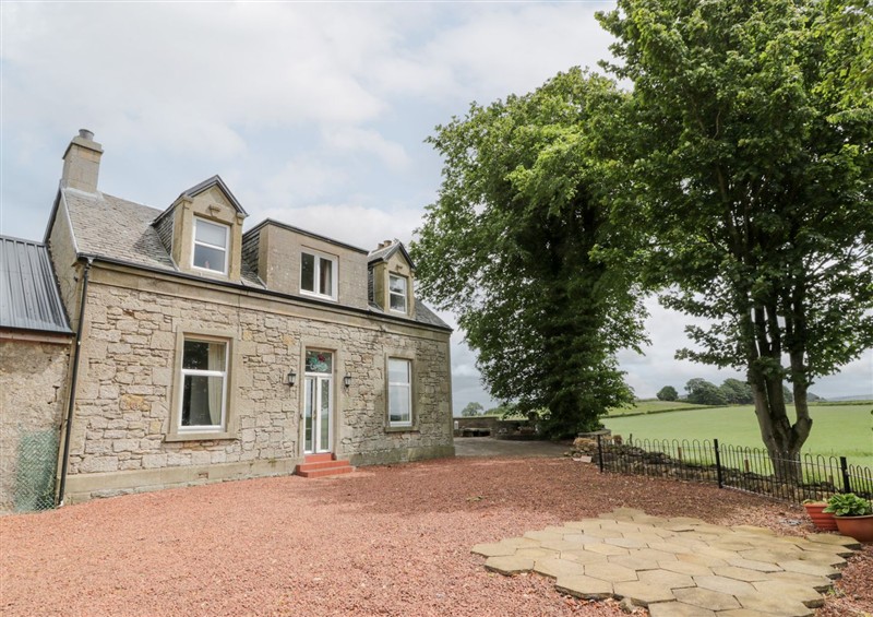 This is the setting of Marshill Farm House at Marshill Farm House, Draffan near Kirkmuirhill