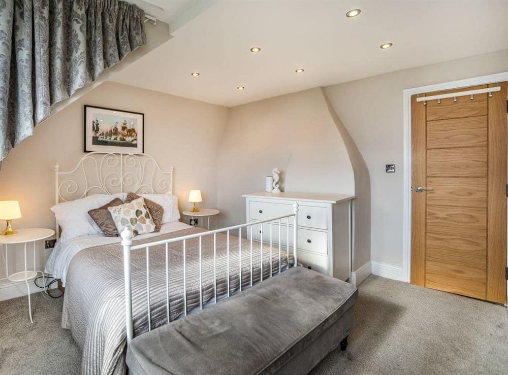 Double bedroom (photo 10) at Martineau House in Tynemouth, Tyne and Wear