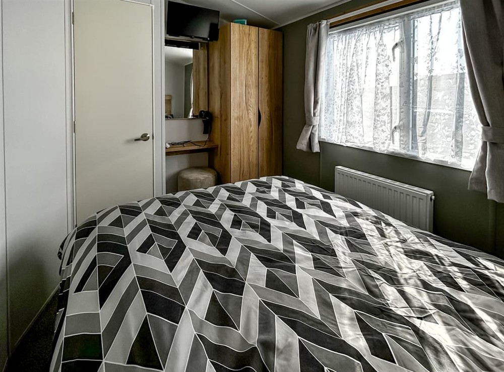 Double bedroom (photo 2) at Martins Holiday Haven in Camber, East Sussex