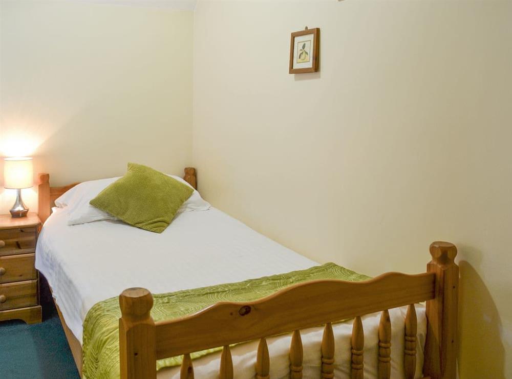 Peaceful single bedroom at Suffolk Punch, 