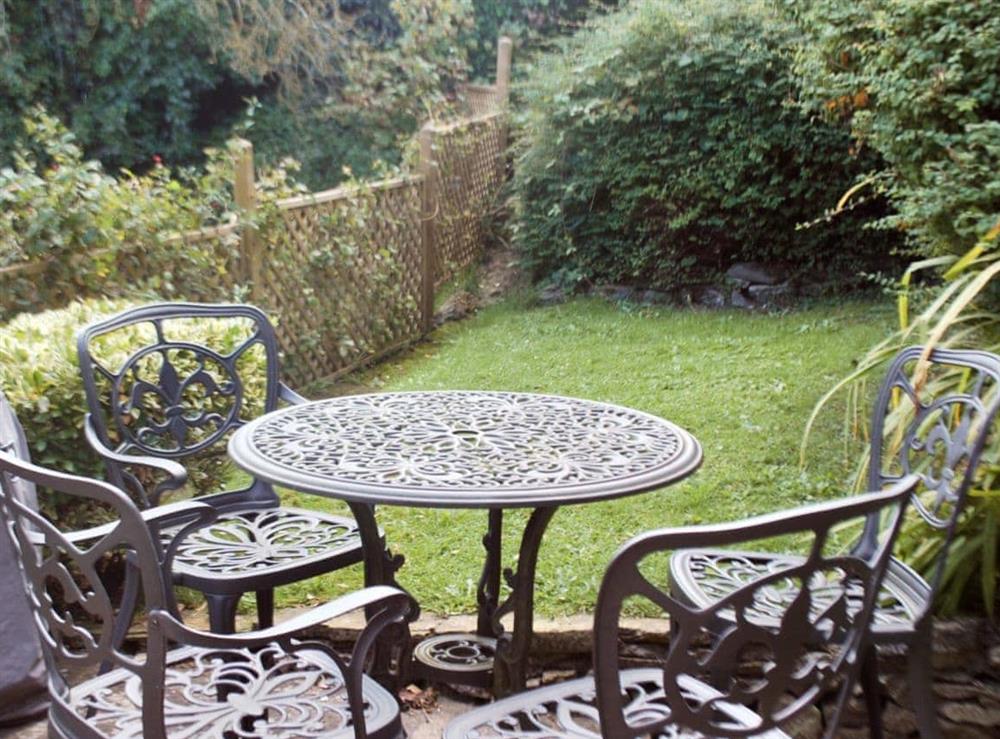 Sitting-out-area at May Cottage in Bakewell, Derbyshire