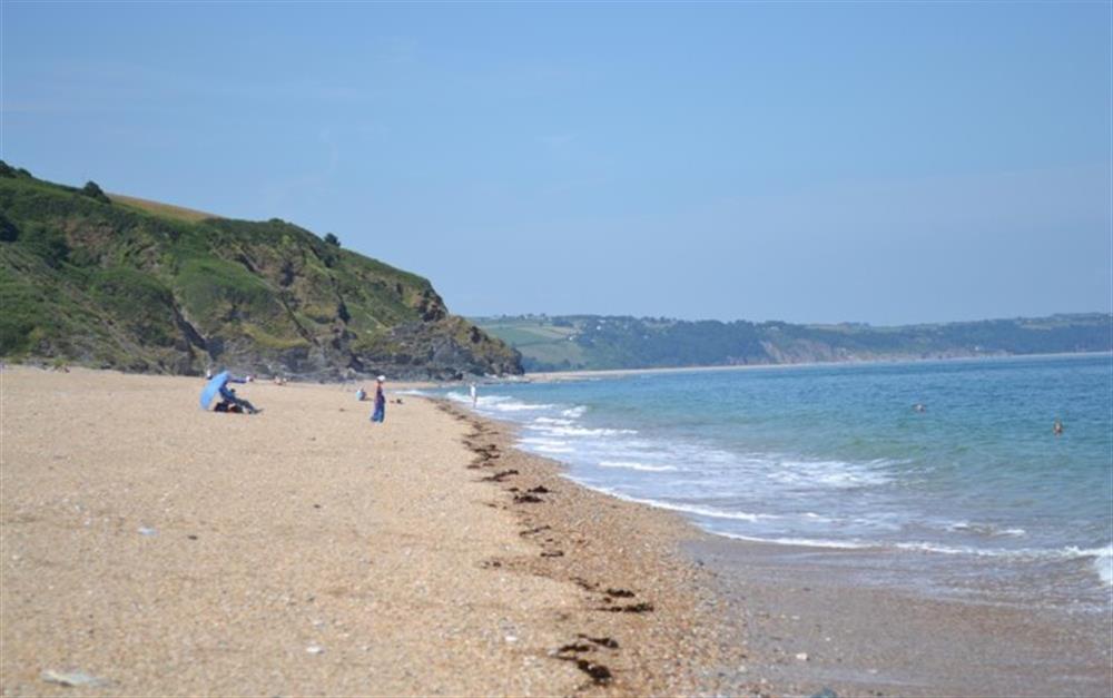 The beach at beesands, about 400 yards from the cottage. at Mays Cottage in Beesands