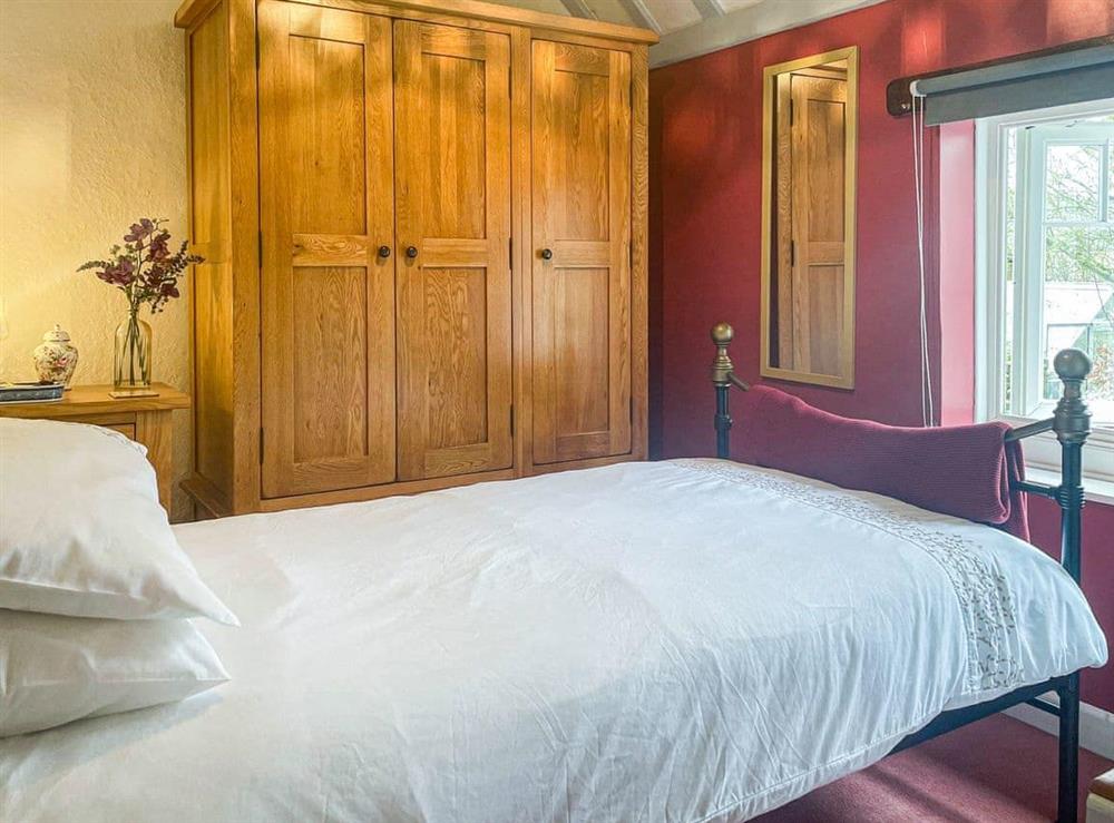 Single bedroom at Mays Cottage in Shaftesbury, Wiltshire