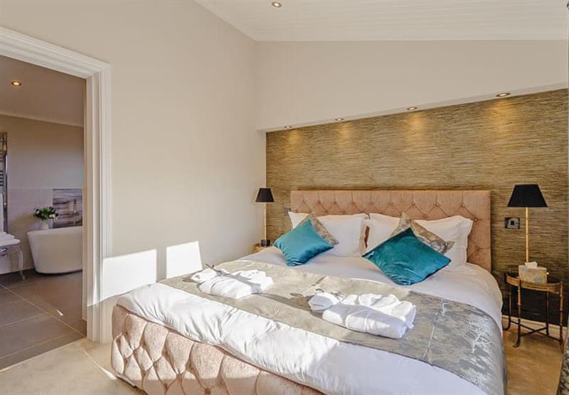 Double bedroom in The Woodbridge at Meadow Lodges Woodbridge in Bredfield, Woodbridge