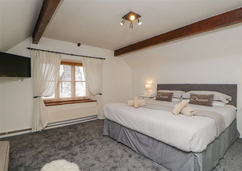 One of the bedrooms at Meadow Thatch, Cockington