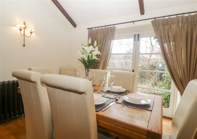 The dining room at Meadow Thatch, Cockington