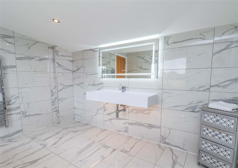 The bathroom (photo 4) at Meadow View, Beverley near Walkington