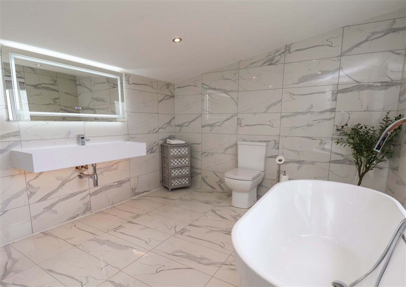 The bathroom at Meadow View, Beverley near Walkington
