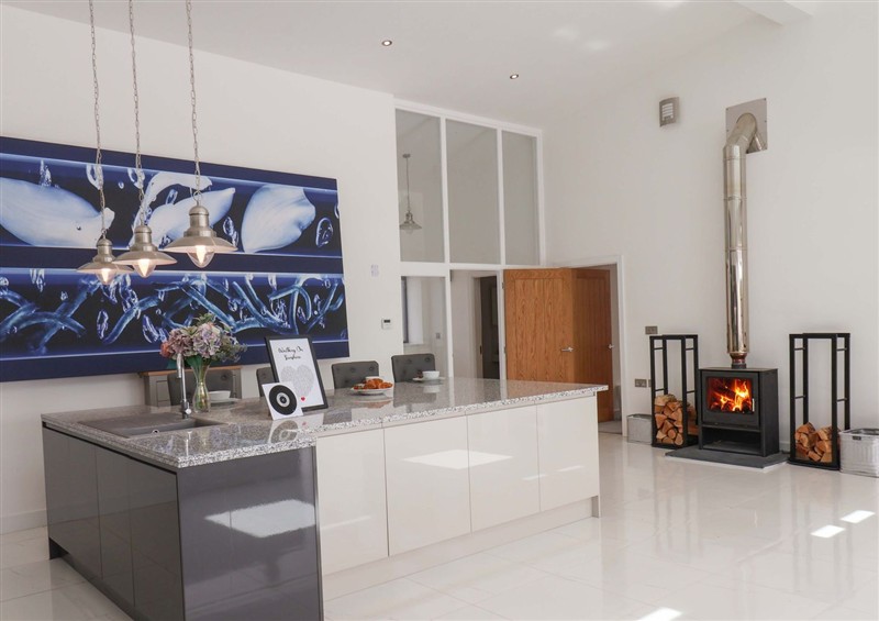 The kitchen (photo 2) at Meadow View, Beverley near Walkington