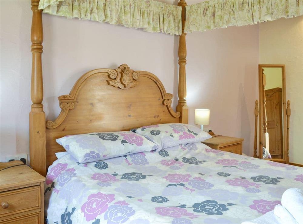 Relaxing four poster bedroom at Meadow View in Brandesburton, Nr Bridlington, East Yorkshire., North Humberside