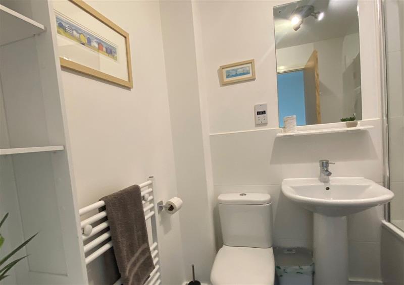 This is the bathroom at Meadow View, Grampound