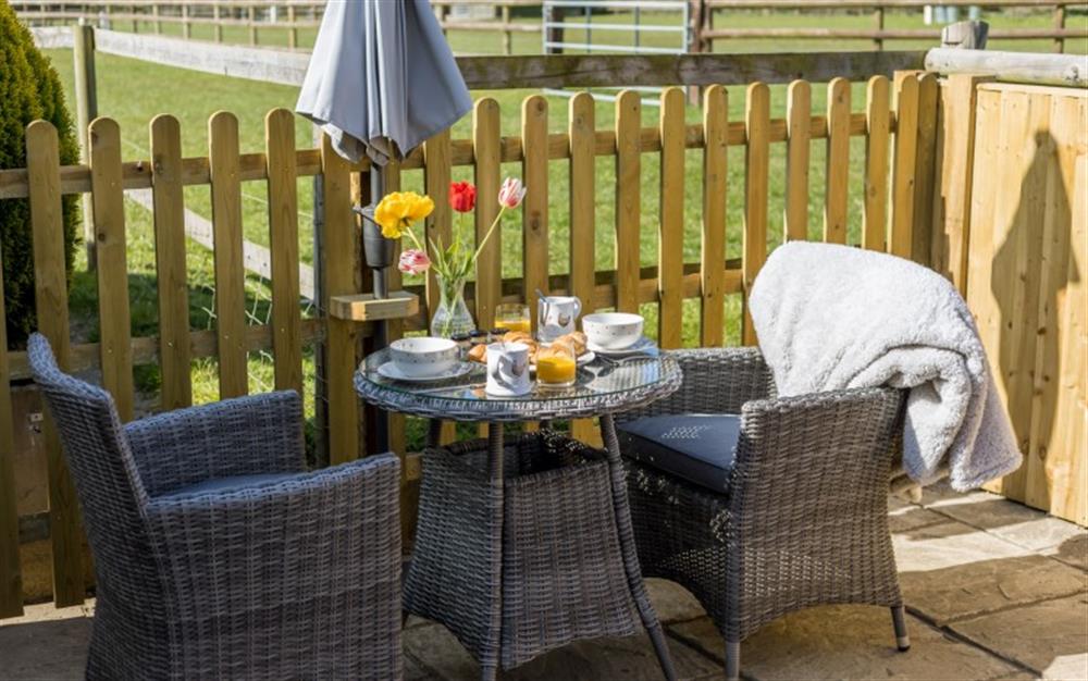 Enjoy the garden at Meadow View in Wootton