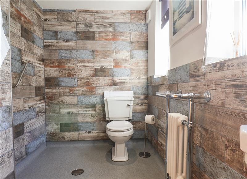 This is the bathroom at Meadowfields, Whitby