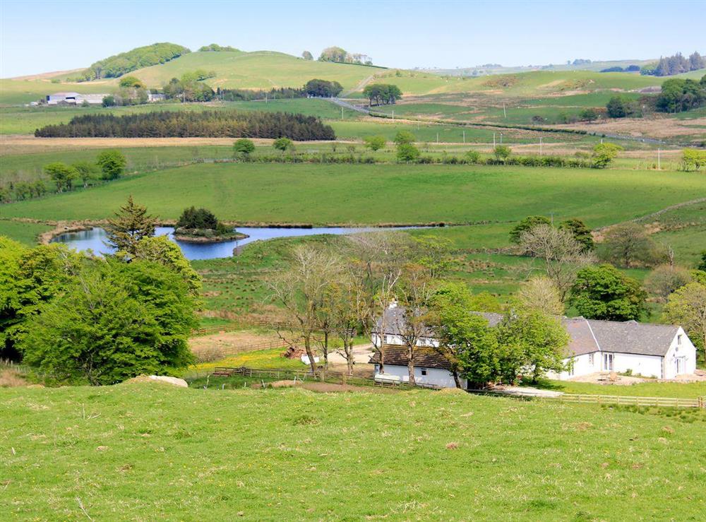 Meadowland Farm in Stewarton, near Newton Mearns, Ayrshire sleeps 10