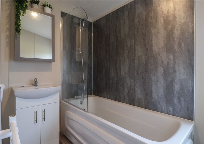Bathroom at Meadows Park 4, Great Hatfield near Hornsea