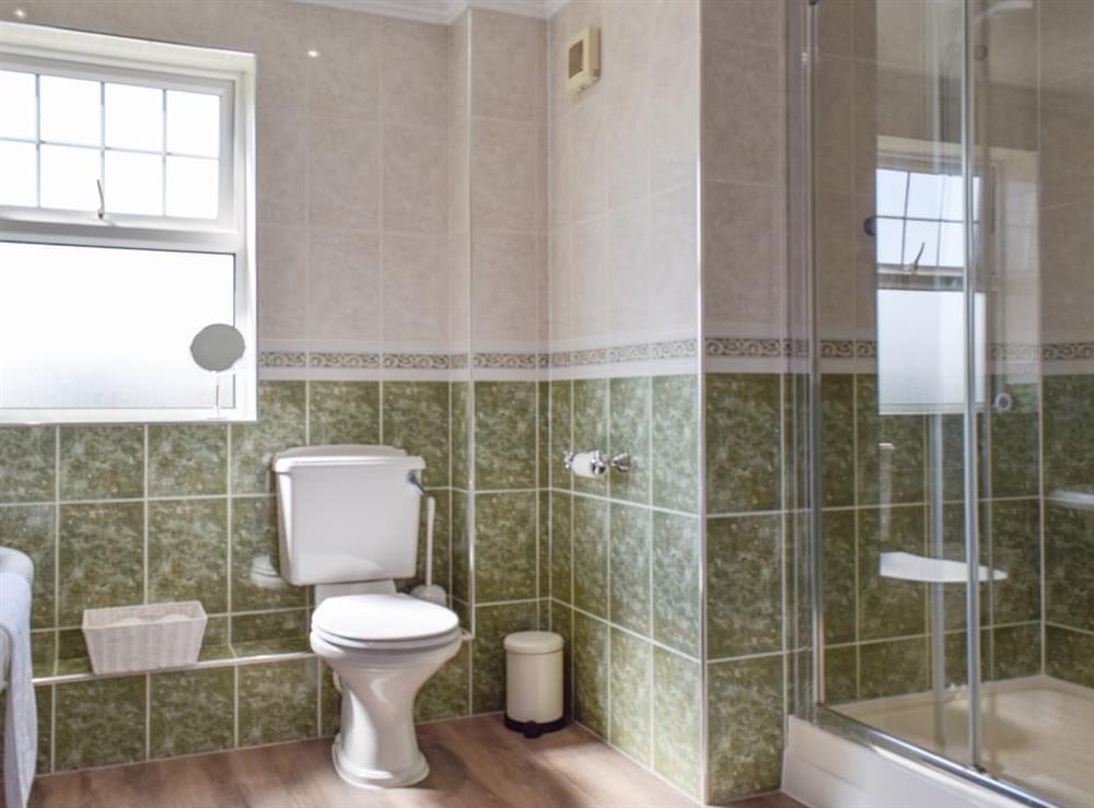 Bathroom at Meadowview in Shipton-on-Stour, Warwickshire