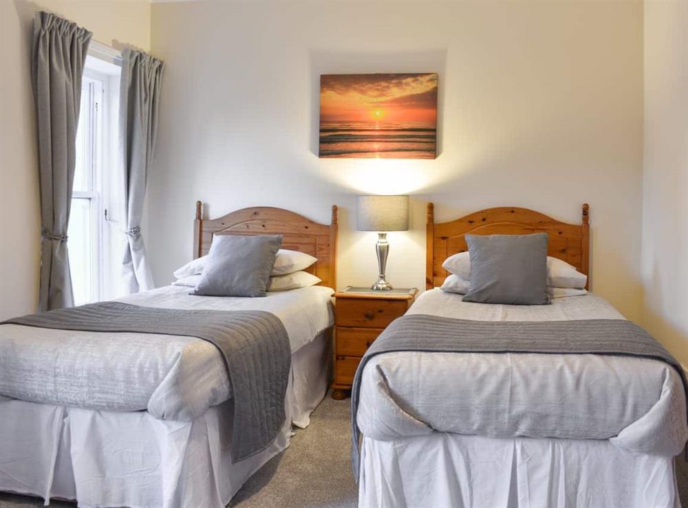 Twin bedroom at Melbreak House ONE in Keswick, Cumbria