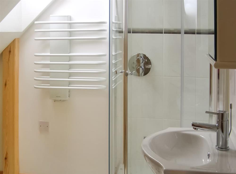 Bathroom at Melbury Chalet in West Stour, near Gillingham, Dorset