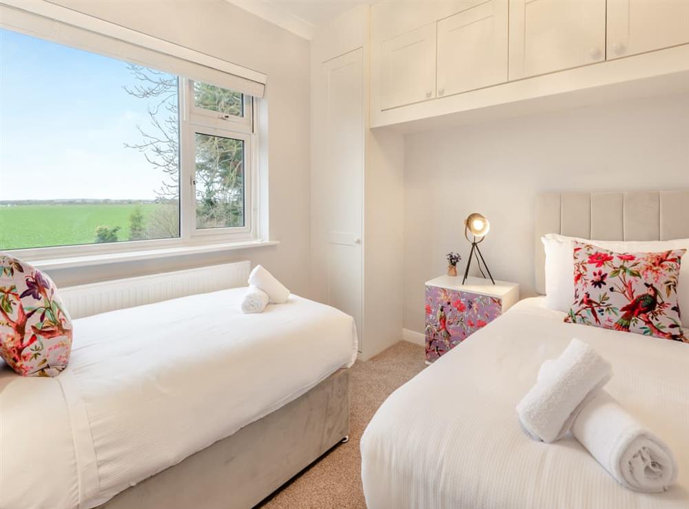 Twin bedroom at Melbury in Markby, Lincolnshire