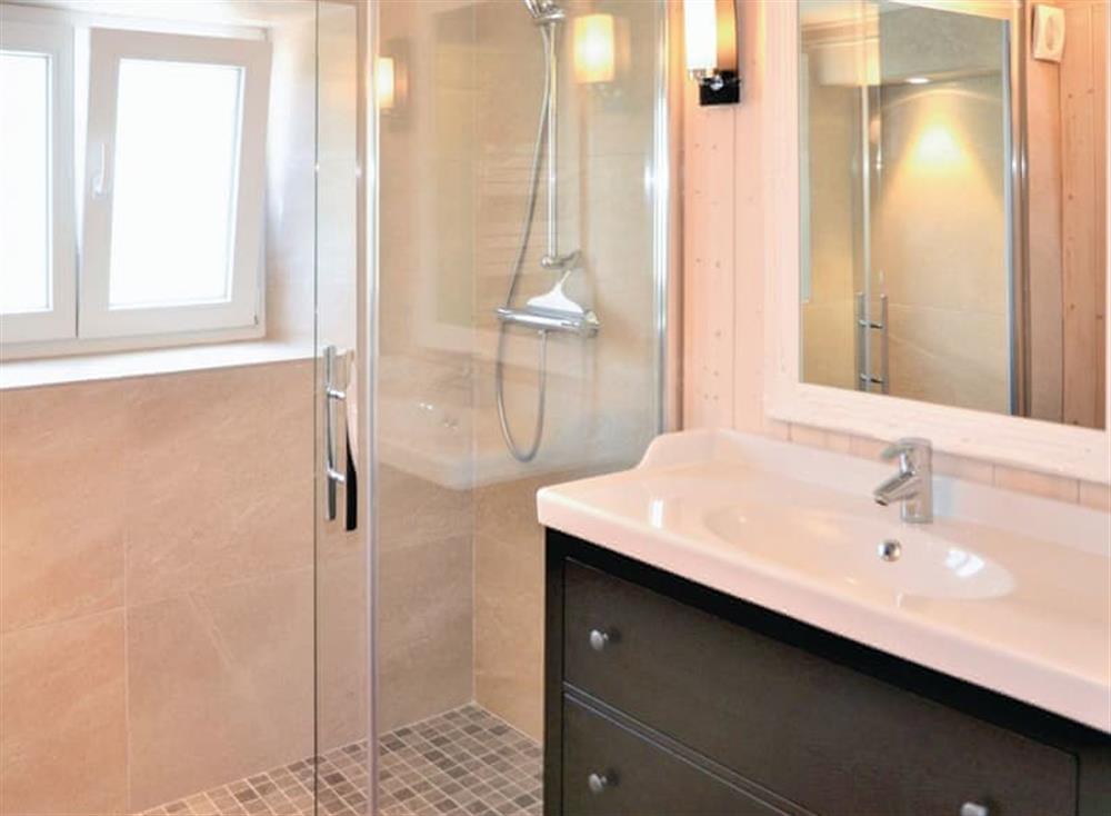 Bathroom (photo 3) at Melen Gwenn in Bénodet, Finistère, France