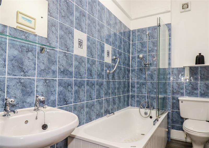 The bathroom (photo 2) at Melvill House, Falmouth