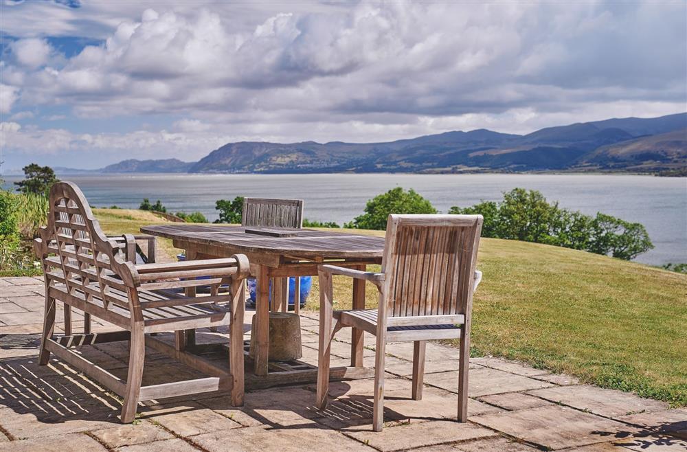 The outdoor dining table