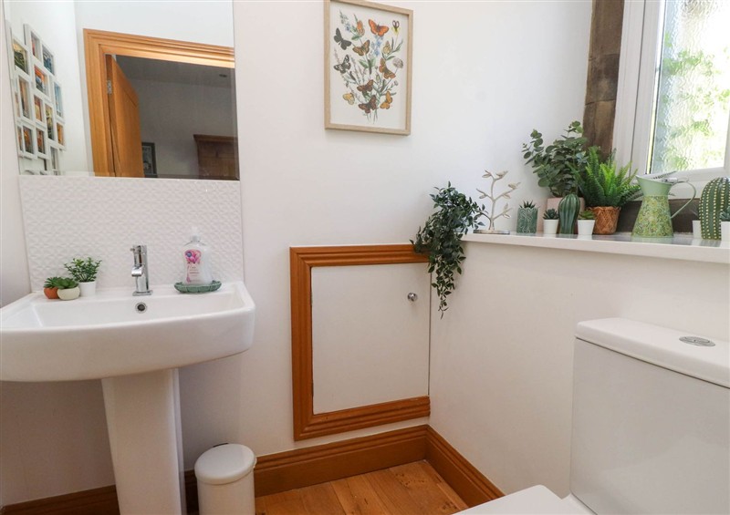 The bathroom at Menai View, near Menai Bridge