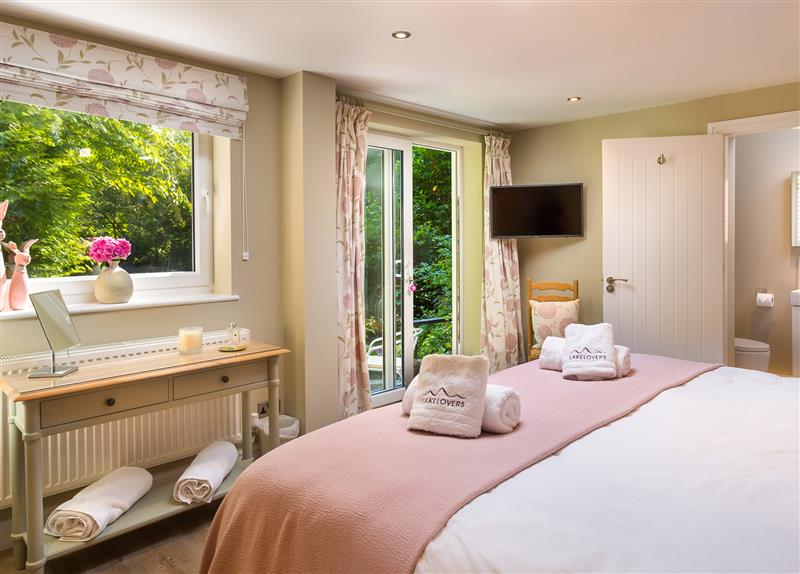 One of the 3 bedrooms (photo 2) at Mere View, Bowness-On-Windermere