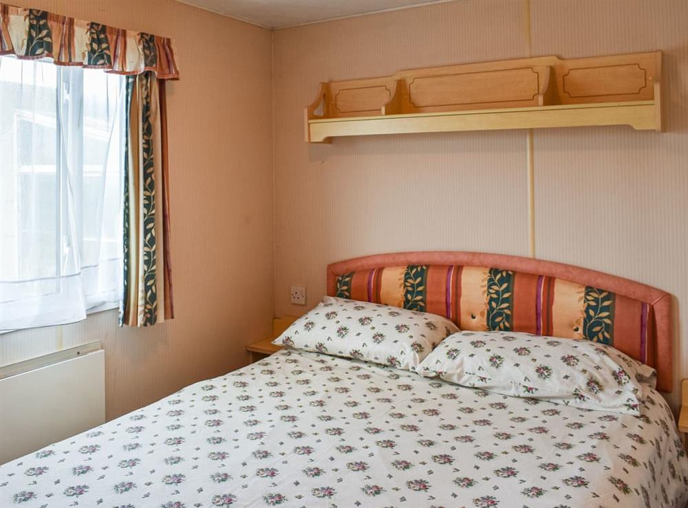 Double bedroom (photo 2) at Methlan Chalet in Aberdaron, Gwynedd
