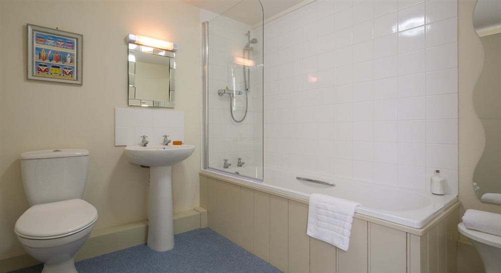 Bathroom at Meudwy in Pwllheli, Gwynedd