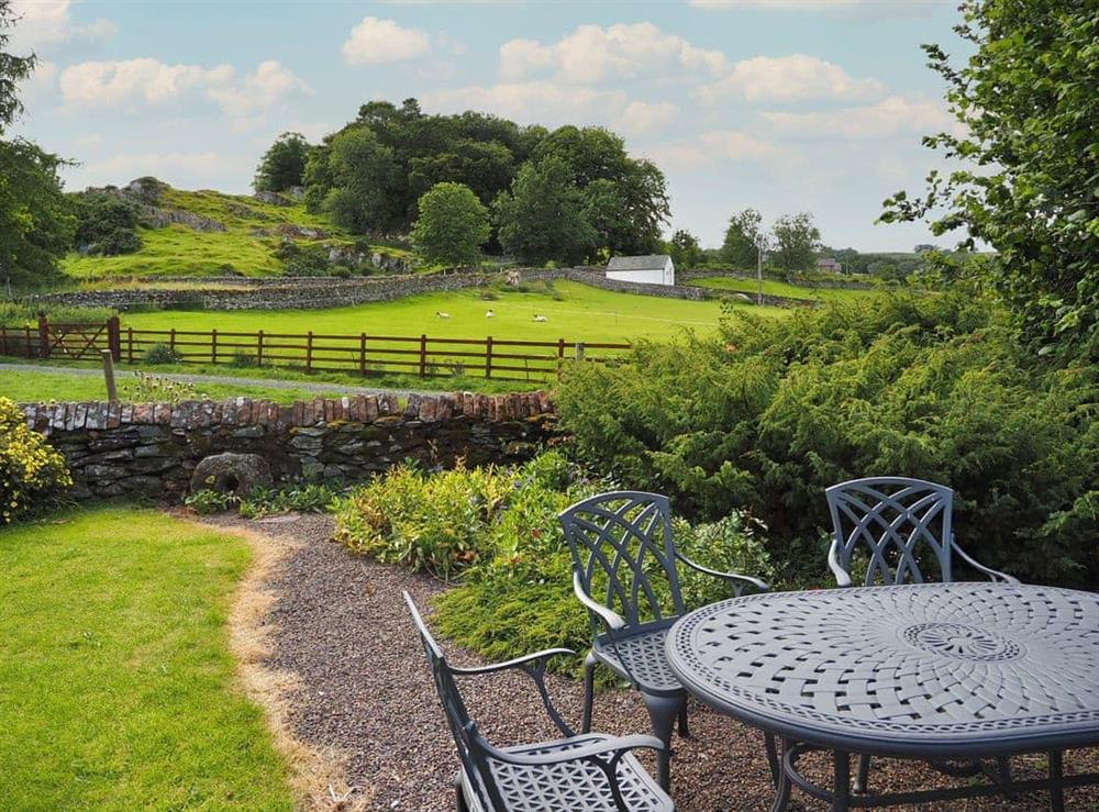 Garden and grounds at Mews Cottage in Penrith, Cumbria