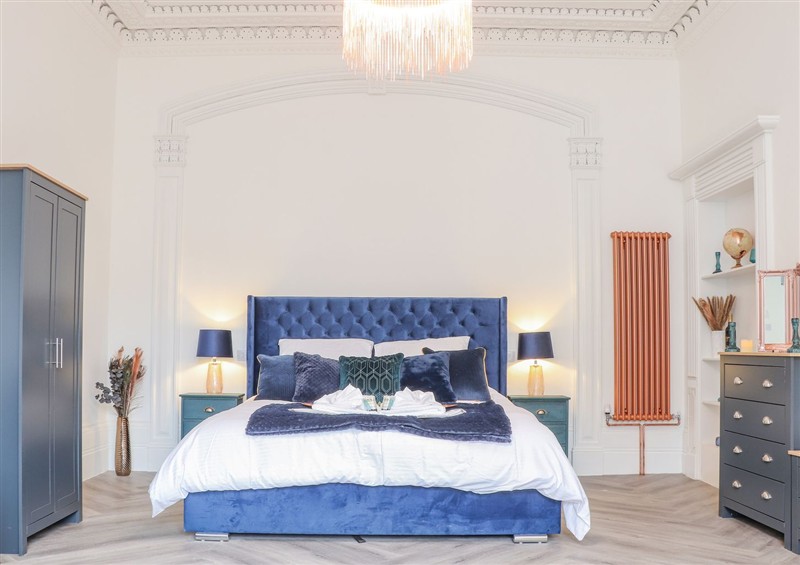 This is a bedroom (photo 3) at Mews Retreat, Camborne