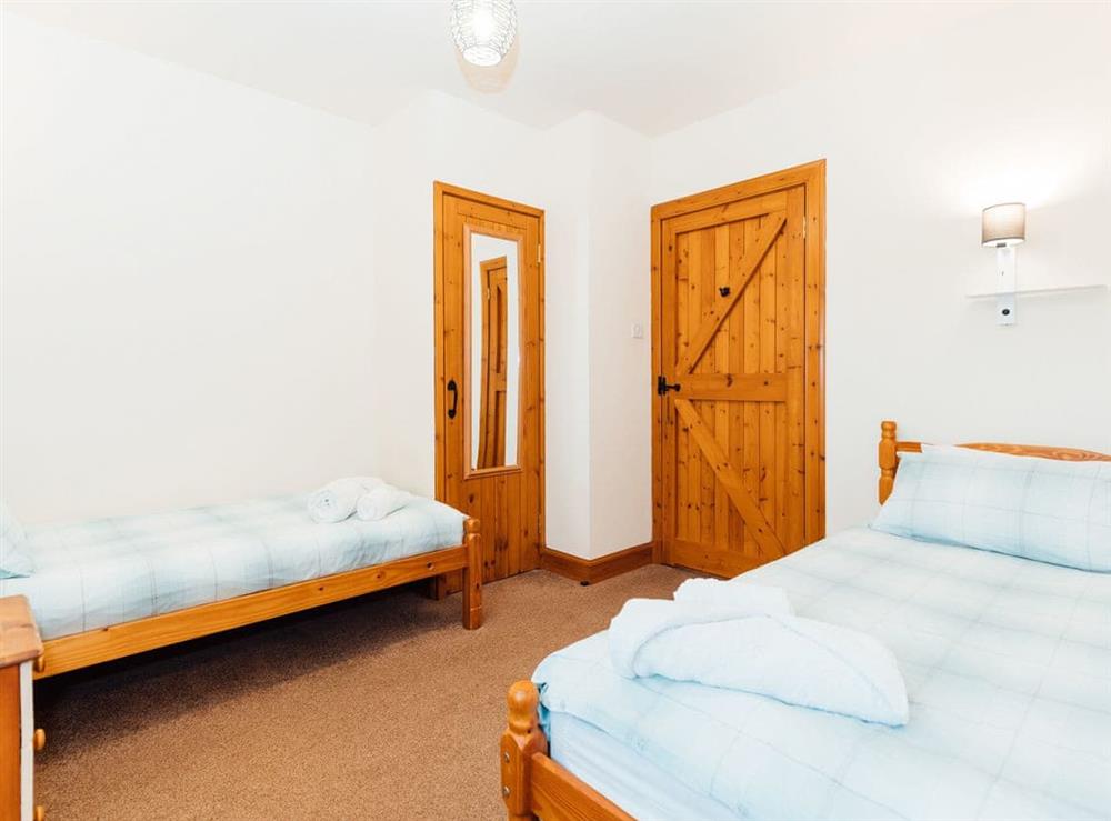 Twin bedroom at Middle Byre in Castle Douglas, Kirkcudbrightshire