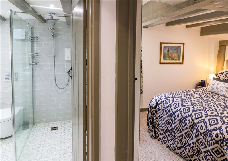 One of the 2 bedrooms (photo 2) at Middle Cottage, Ludlow