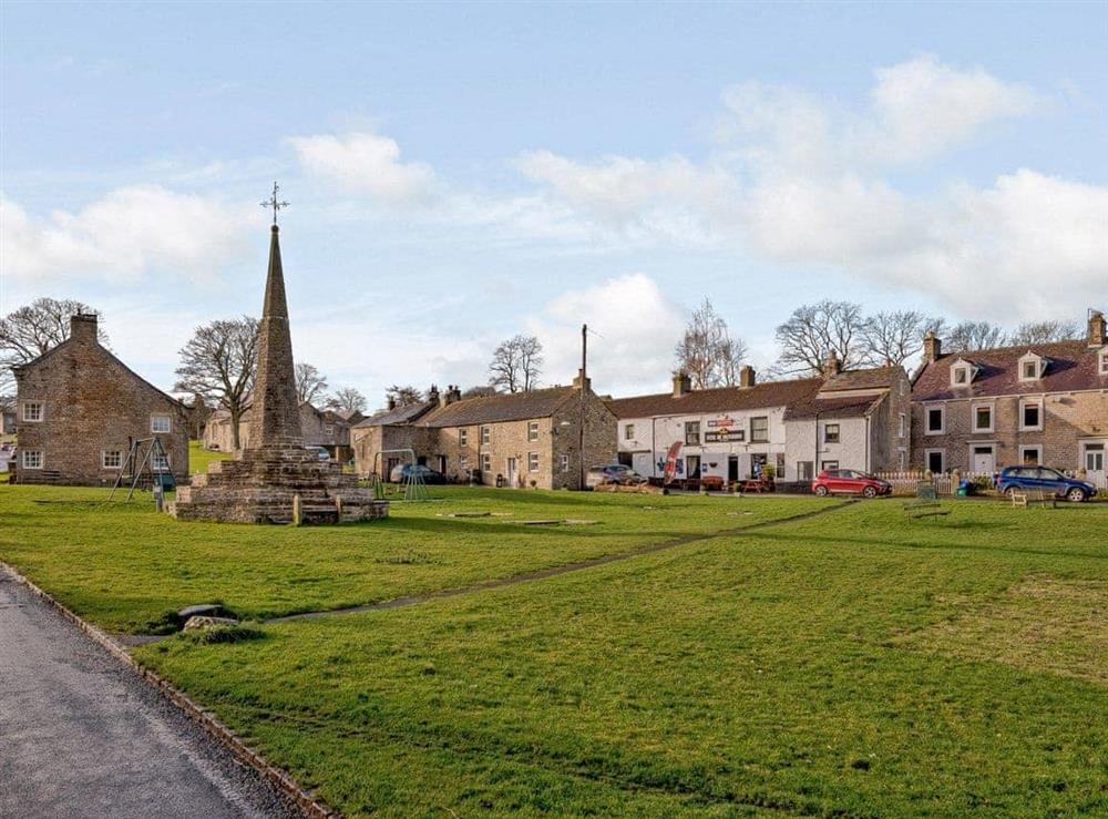 Quintessential English village green at the heart of the community at Middle Cottage in West Burton, near Leyburn, North Yorkshire