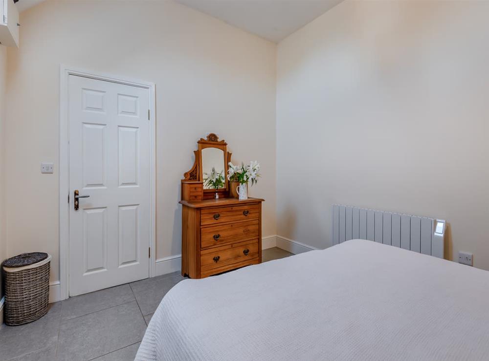Double bedroom (photo 2) at Middle Cottage in Westbury, near Shrewsbury, Shropshire