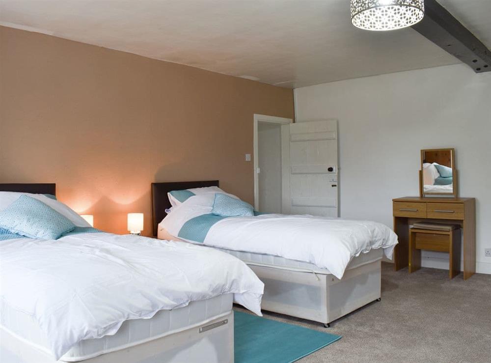 Kingsize bedroom with zip-link beds (photo 3) at Middle Farm in East Harling, near Thetford, Norfolk