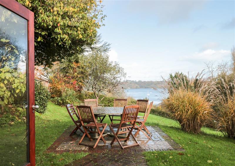 The setting at Middle Meadow, Dittisham near Dartmouth