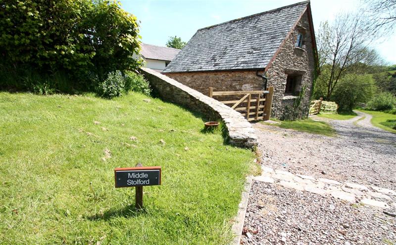 The setting around Middle Stolford Cottage