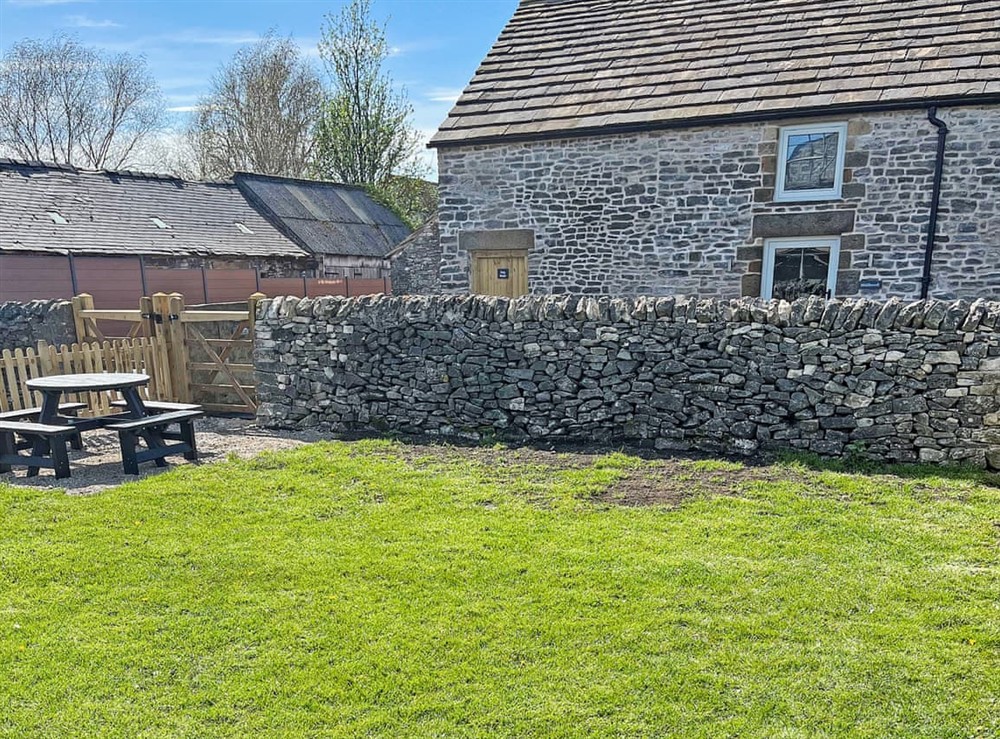 Garden (photo 2) at Middlecroft in Litton, near Buxton, Derbyshire